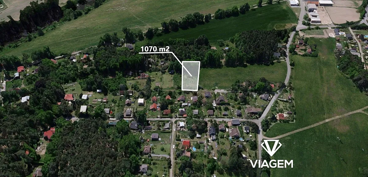 Prodej stavebního pozemku 1070 m²